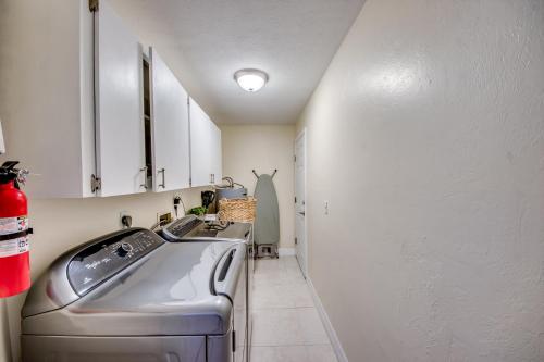 Villa Majestic - Roelens Vacations – Cape Coral, FL