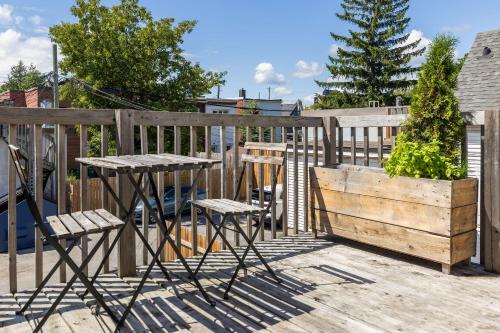 Modern 1BR - King Bed Rooftop patio - Chinatown