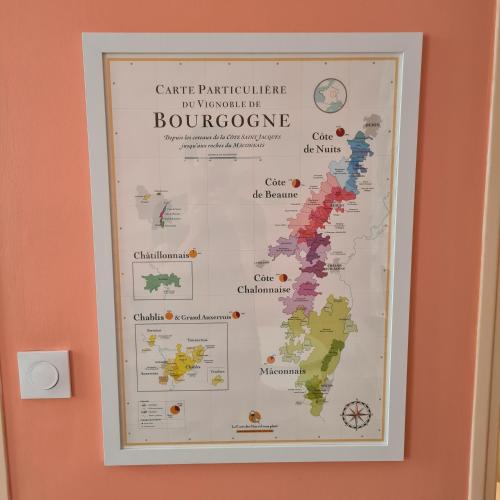 Зручності, Chez Raphaël - local à vélos au centre historique (Chez Raphael - local a velos au centre historique) in Tonnerre