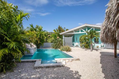 Paradise Apartments - Curacao