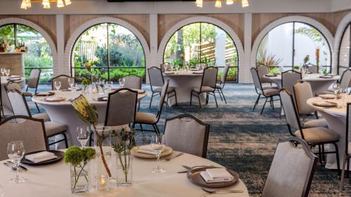 會議室/宴會廳, 萊塔酒店 (The Leta Santa Barbara Goleta, Tapestry Collection by Hilton) in 戈利塔