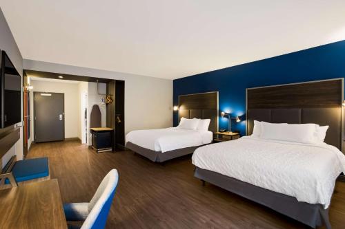 Tru By Hilton Traverse City - image 7