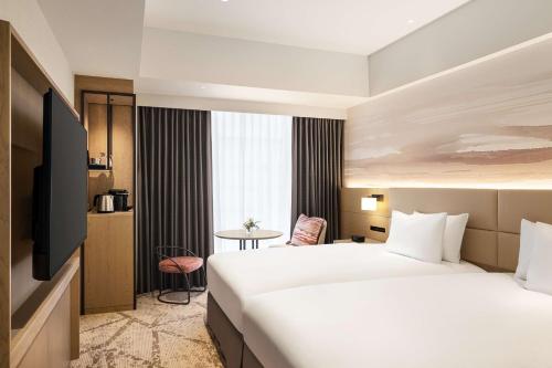 3 twin beds