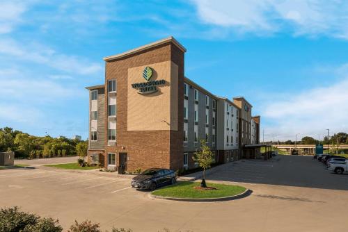 WoodSpring Suites Milwaukee - Menomonee Falls - image 13