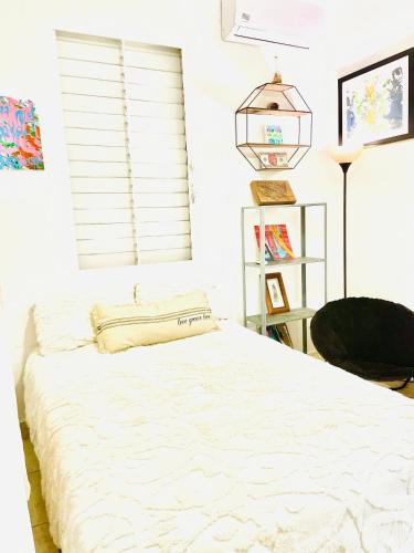 Massive Urban Loft Near Beach/Airport!