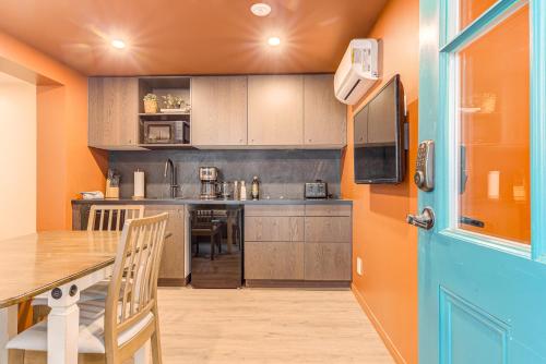 Apartment with Terrace image 9