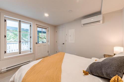 North House - Quebec City 2 Bedroom Treasure - image 4