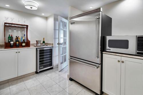488268811 The Whitley, a Luxury Collection Hotel, Atlanta Buckhead