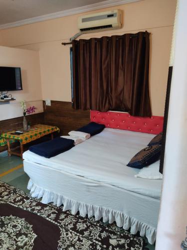 Visava Cottages Kihim Beach