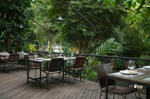 ห้องอาหาร, น้ำเปียน ยอละปา (Nam Pien Yorla Pa) in ไม้ปากงึม