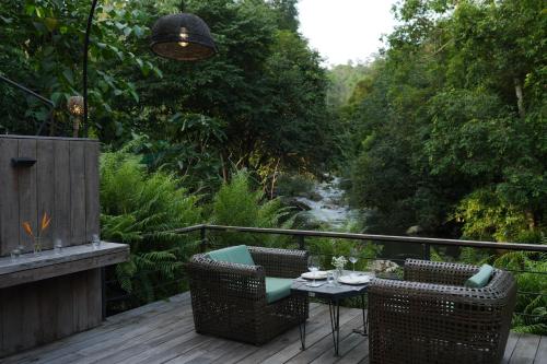 ห้องอาหาร, น้ำเปียน ยอละปา (Nam Pien Yorla Pa) in ไม้ปากงึม