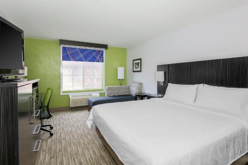 Holiday Inn Express Lancaster