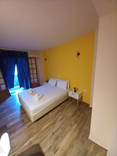 Bis Studios, Alikanas (foto 4)