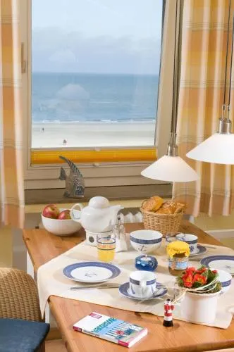 Ferienwohnung mit Meerblick und Westbalkon in Wangerooge, Deutschland