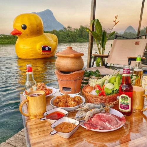 m&r house in Muang Fuong