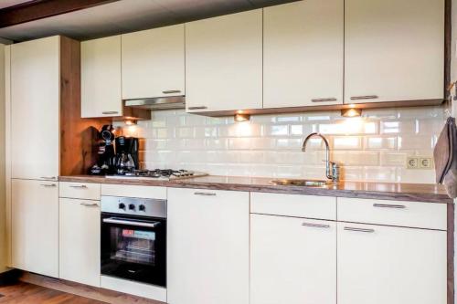 Зручності, Zeeuwse Rust Stavenisse in Толен