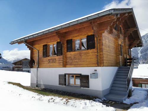 CHALET HÜTTLE - authentisch, ruhig, mitten im grün, Grächen (fotografie 2)