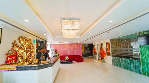 Lobby, Hotel Atulyaa Taj in Agra