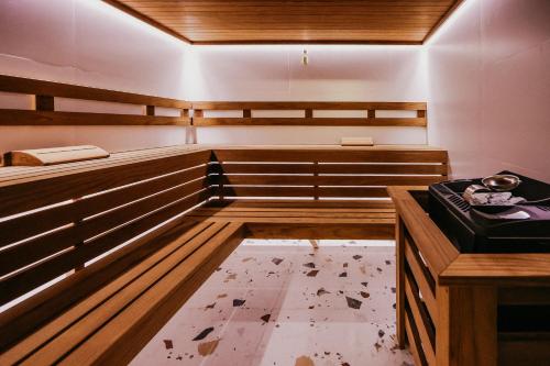 Sauna, Hotel Green Park Service Perfected in Garmen