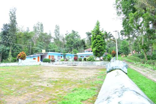 Dharinidhama Homestay