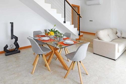 Two-Bedroom House image 10