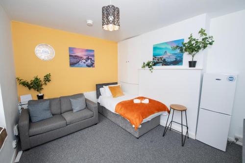 B&B Kingston upon Hull - Versatile Cozy & Spacious Comfort Hull Apartments - Bed and Breakfast Kingston upon Hull