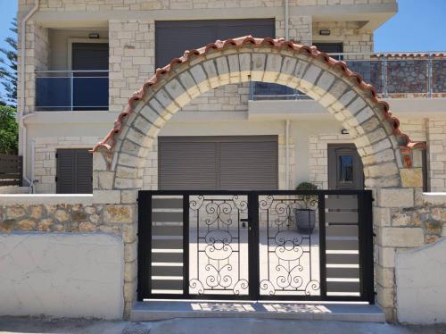 Exterior view, Ioanna Apartment 2 near Moni Gonias