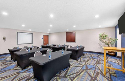Microtel Inn & Suites Columbus North, Columbus (fotografie 10)