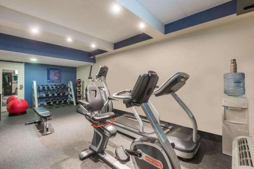 Wingate by Wyndham Springfield in Springfield, USA