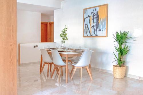 Luxury Apartment 3 Bedroom in the Heart of Agdal near Arribat Center