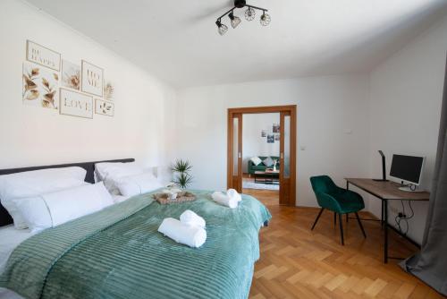 BeSSa Homes Haag 6 Personen 2 Schlafzimmer, 3 Betten, Balkon - Apartment - Haag in Oberbayern