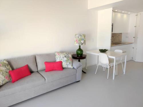 Ocean & Countryside Apartments - Apt 5
