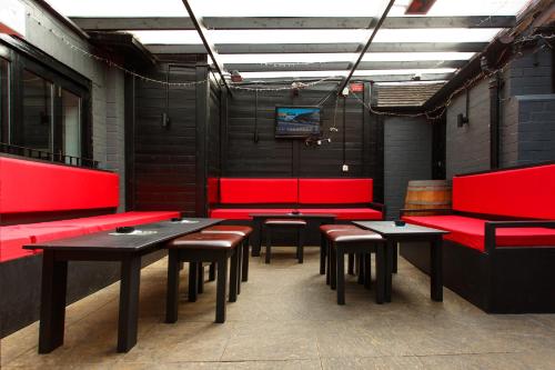 The Saddle Inn - image 12