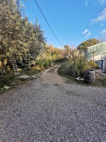 Entre Ventoux et Luberon, appartement dans maison.