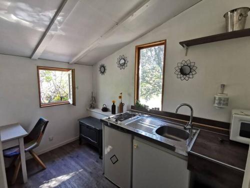 Entre Ventoux et Luberon, appartement dans maison. in Malemort-du-Comtat