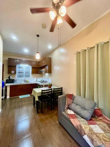 Gated, Furnished, free WiFi, Mountain View & garden in Iba