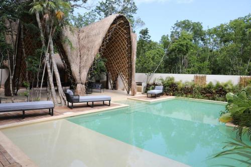 Luxury penthouse w/private pool in Holistika Tulum