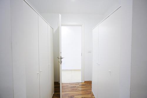Harav Kuk Modern Apartment By Nimizz