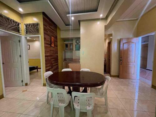 ASHBURN'S Transient Baguio - BUDGET Accommodation in Baguio