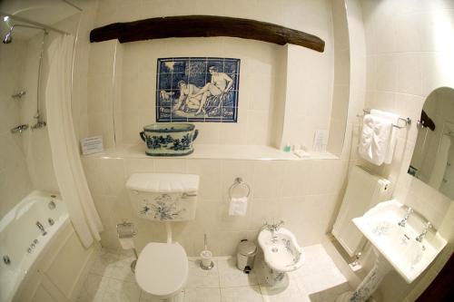 Gibbon Bridge Hotel - image 12