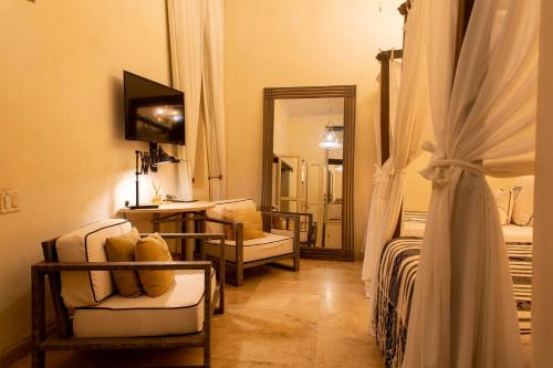 Standard Double Room with Two Double Beds image 5
