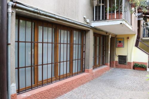 Gambara GuestS House 5