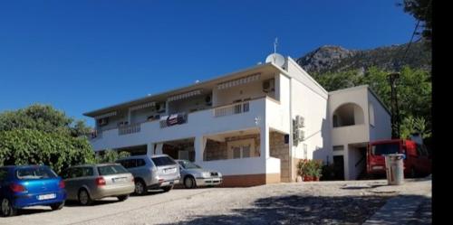 APARTMAN 5 KRISTINKA Gujinović (APARTMAN 5 KRISTINKA Gujinovic) in กราแดค