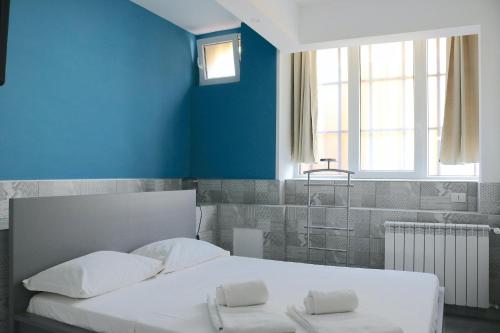 Gambara GuestS House Room Type - Deluxe Room