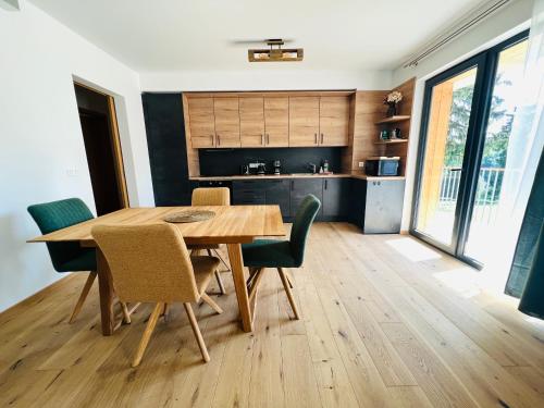 บริการและสิ่งอำนวยความสะดวก, Family 2 bedroom Ski&Bike Apartment with Terrase in แจนสเก ลาซเน