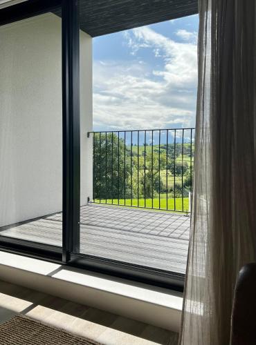 The Loft Studio apartment - above detached new build garage in Llansantffraid