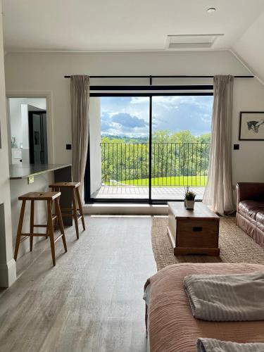 The Loft Studio apartment - above detached new build garage in Llansantffraid