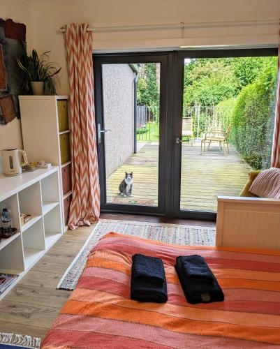 Private room with terrace and free parking, Edimburgo (foto 2)