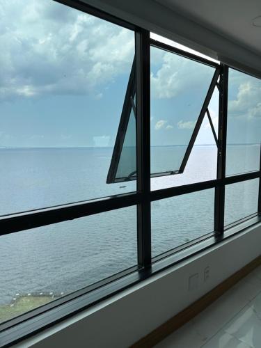 Tropical Executive Hotel N 619 in 河濱