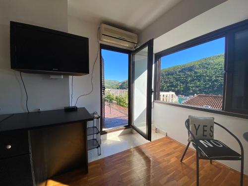  Rooms Paola in Mokošica